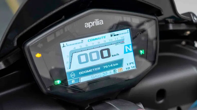 Aprilia Tuono 660 Factory (2022 - 24) (20)