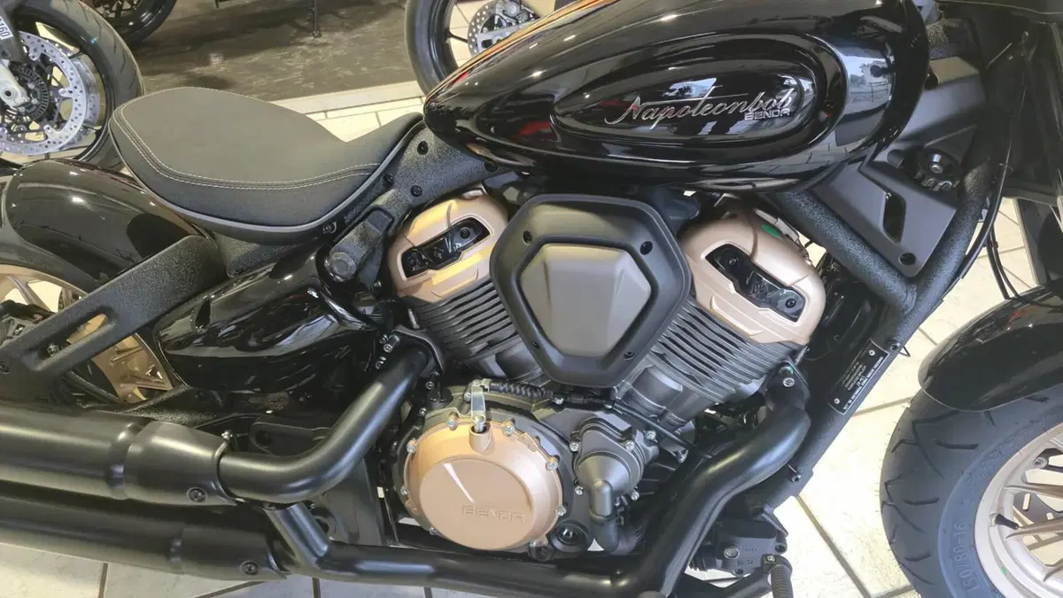Benda Motorcycles Napoleon Bob 500 (2024 - 26) (2)