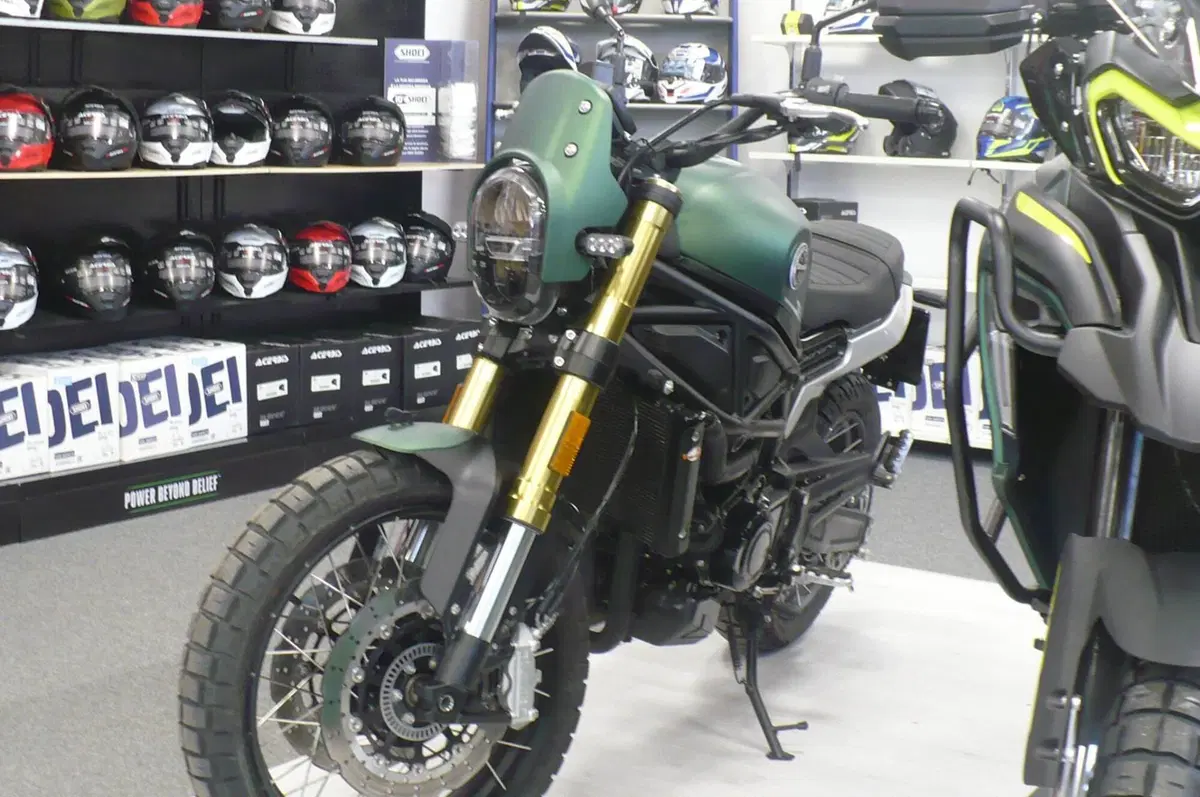 Benelli Leoncino 800 Trail (2022 - 26) (5)