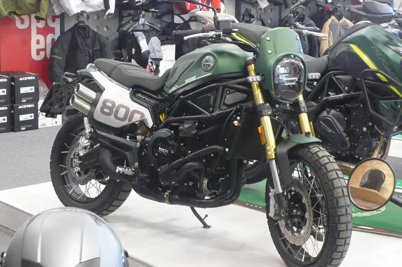 Benelli Leoncino 800 Trail (2022 - 26) (2)