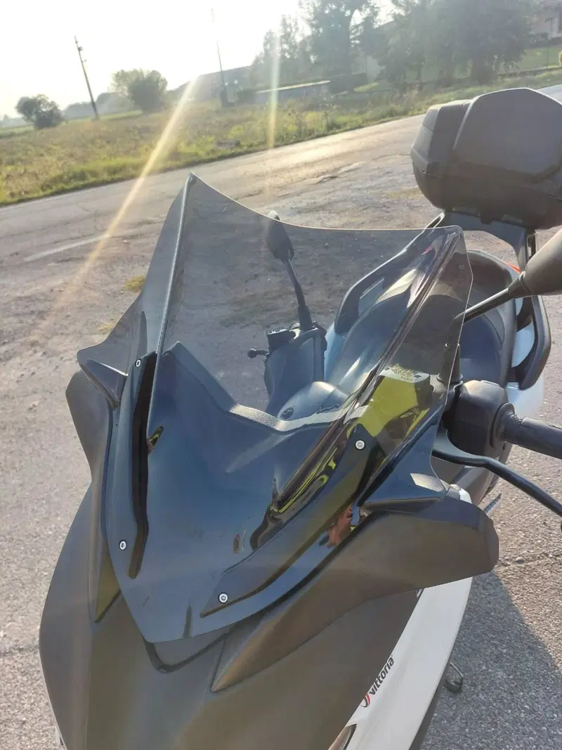 Yamaha X-Max 300 ABS (2017 - 20) (6)