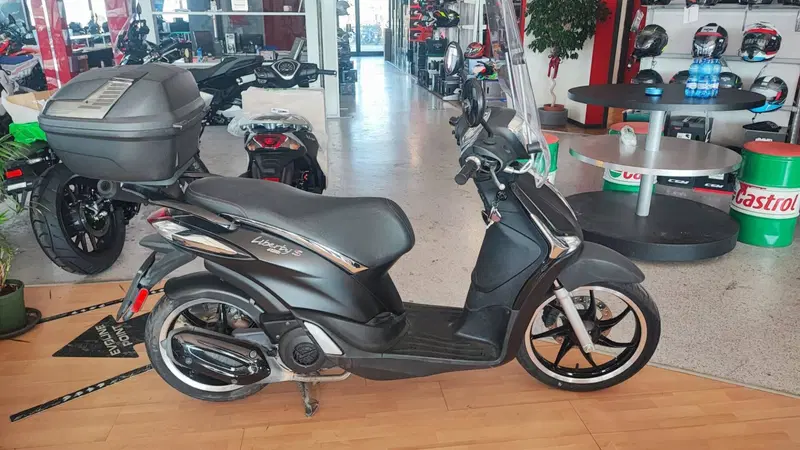Piaggio Liberty 150 S ABS (2017 - 20) (2)