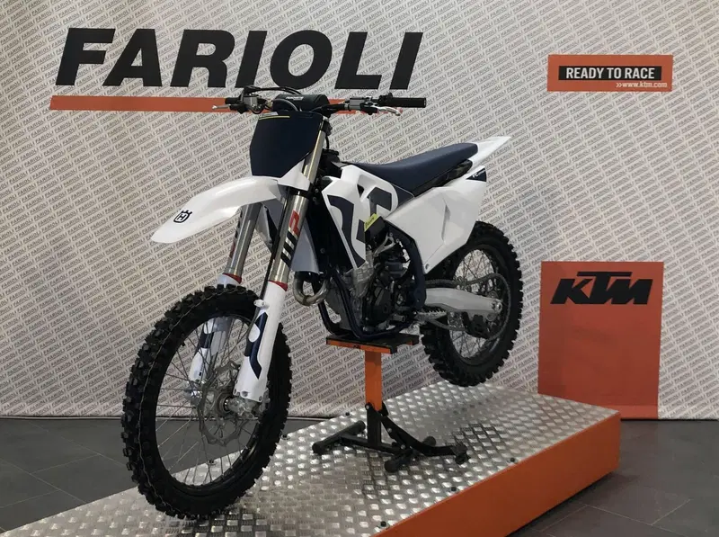 Husqvarna FC 250 (2026) (15)