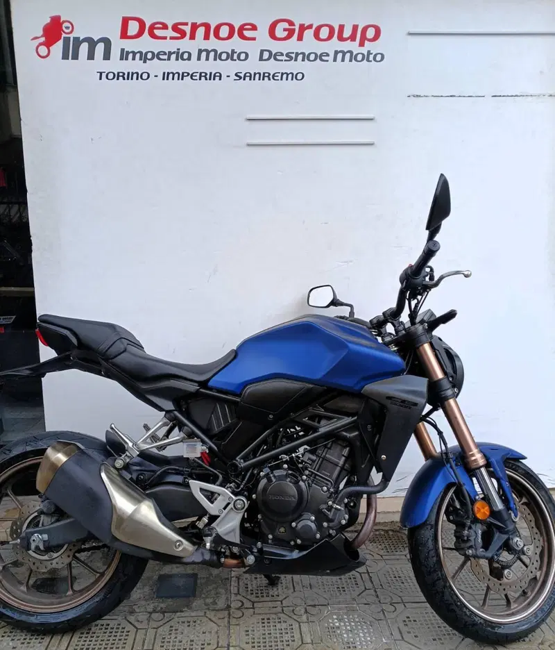 Honda CB 300 R (2022 - 26) (4)
