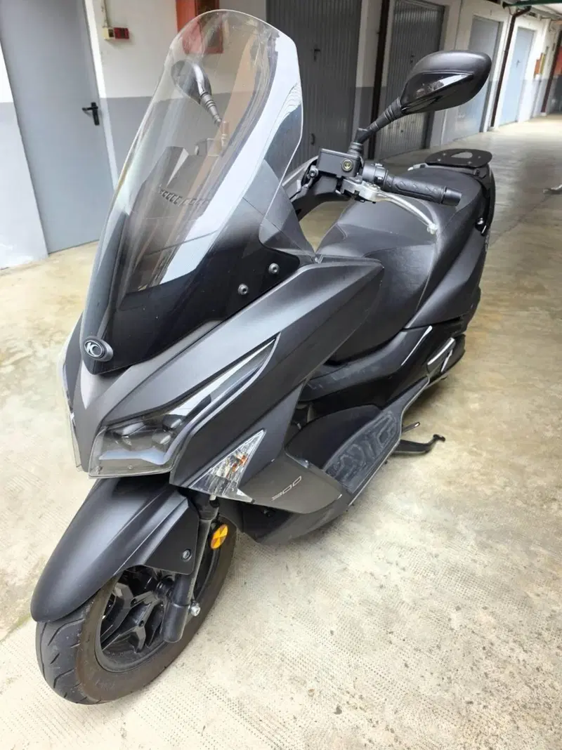 Kymco X-Town 300i (2021 - 24) (4)