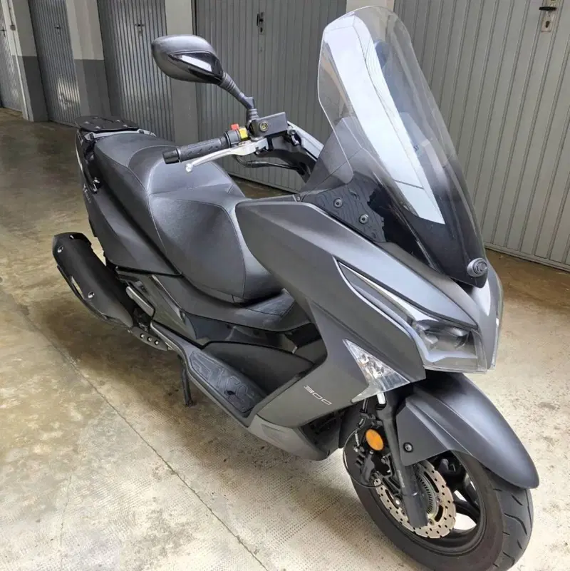 Kymco X-Town 300i (2021 - 24) (6)