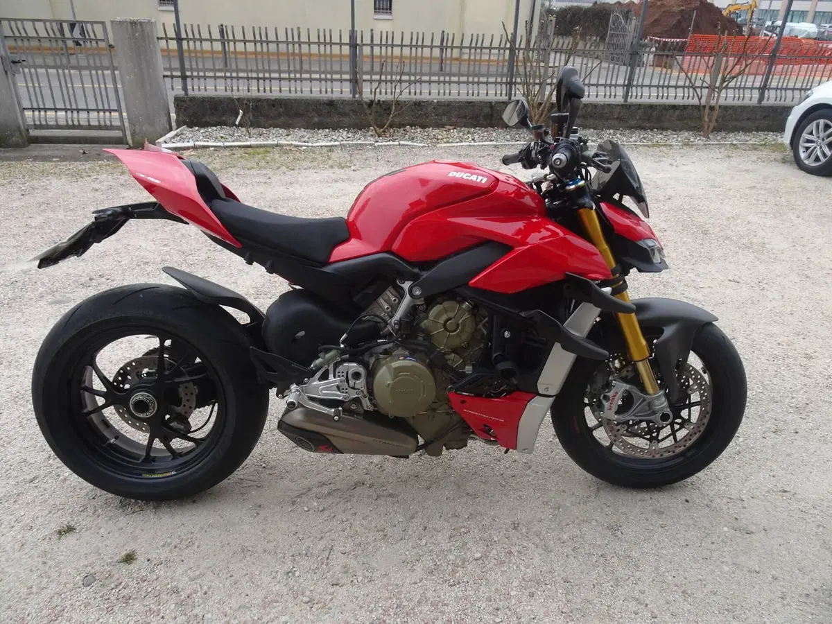 Ducati Streetfighter V4 S (2023 - 24)