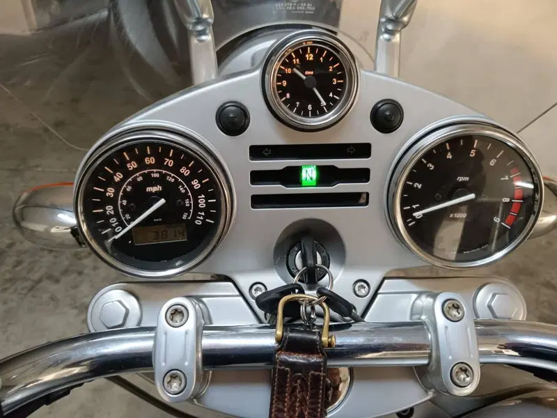 Bmw R 1200 C Montauk (4)