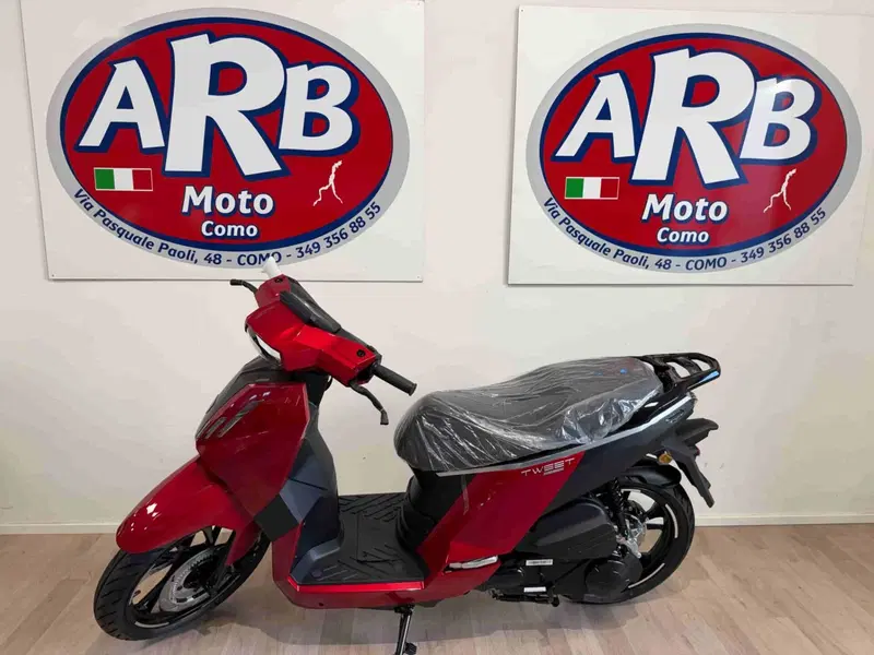 Peugeot Tweet 125 FL Active (2025 - 26) (10)