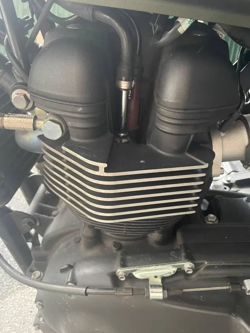 Triumph Scrambler (2006 - 17) (2)