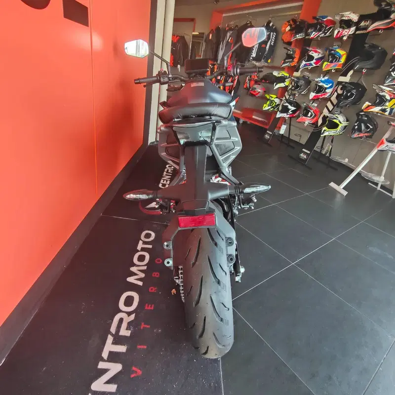 KTM 390 Duke (2024 - 25) (2)