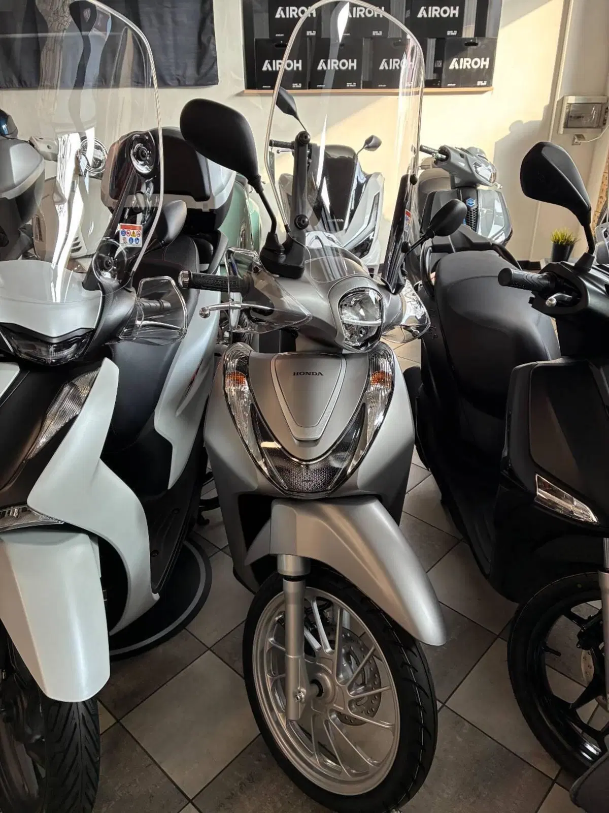 Honda SH 125 Mode (2024 - 26) (3)