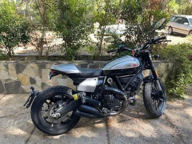 Ducati Scrambler 800 Full Throttle (2017 - 21) (2)