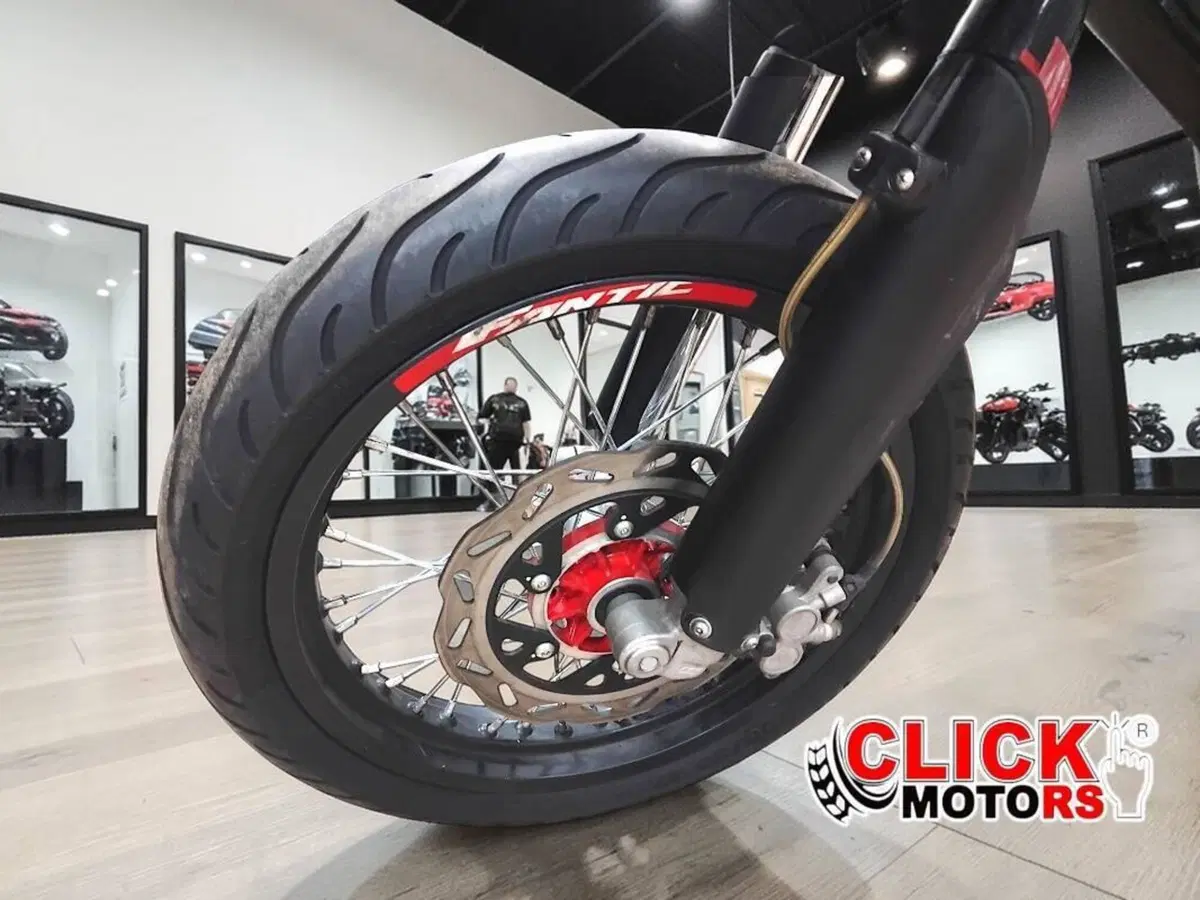 Fantic Motor Motard 50 Performance 2t (2020) (8)