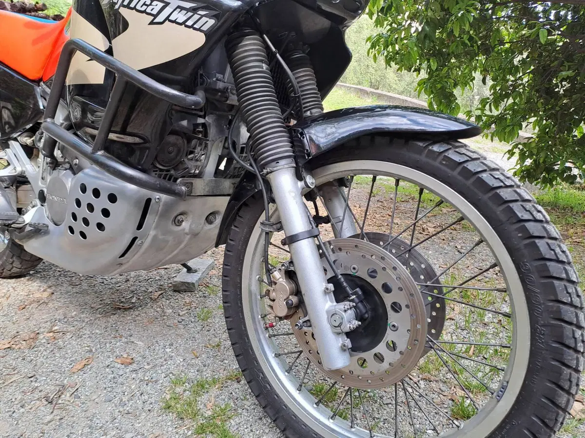 Honda Africa Twin XRV 750 (1996 - 02) (12)