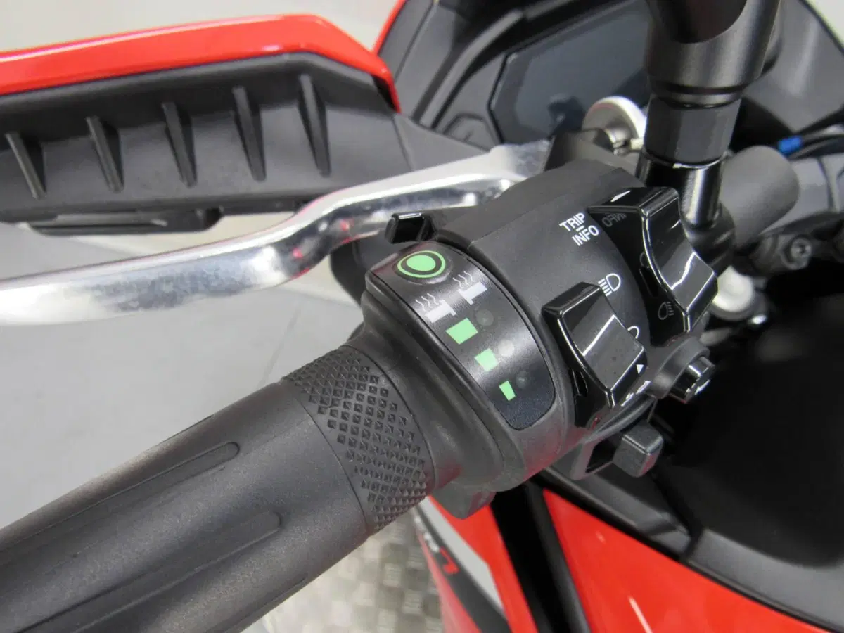 Yamaha Tracer 7 GT (2021 - 24) (13)