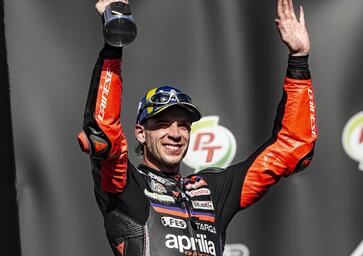 Bezzecchi domina: “Posso anche non andare più in TV. Rivali? In Europa sarà tutto più chiaro, ma Marc è il favorito e Acosta è veloce”