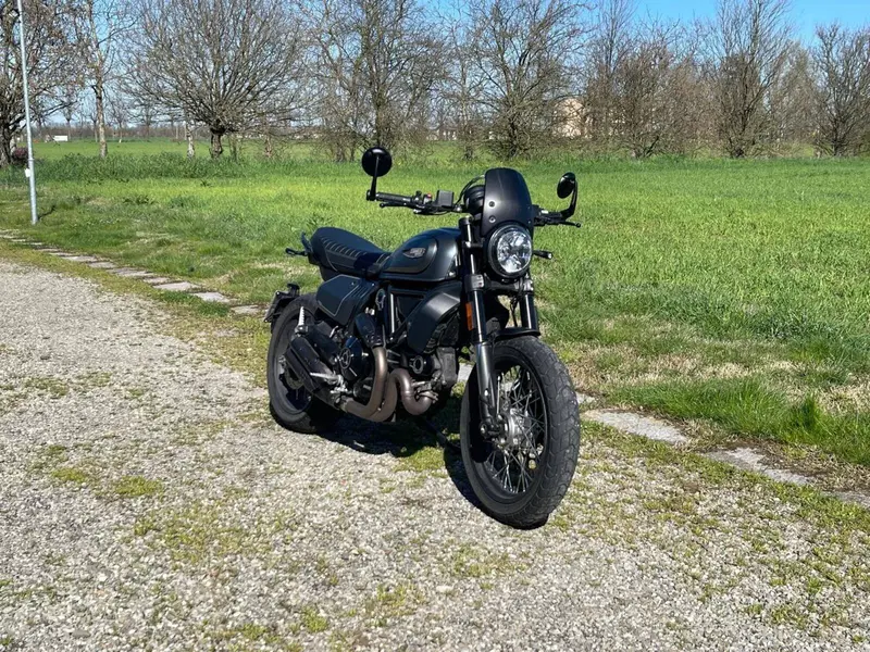 Ducati Scrambler 800 Night Shift (2021 - 22)