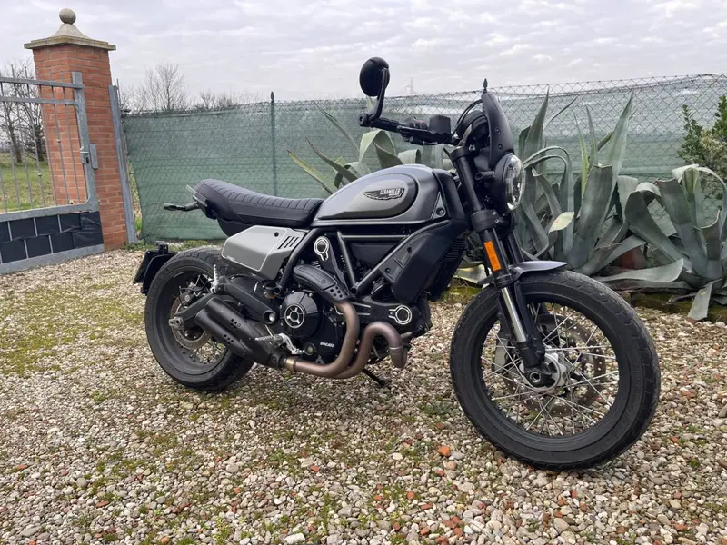 Ducati Scrambler 800 Night Shift (2021 - 22) (3)