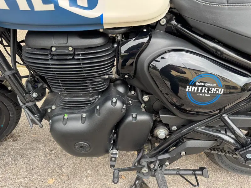Royal Enfield HNTR 350 (2022 - 26) (7)