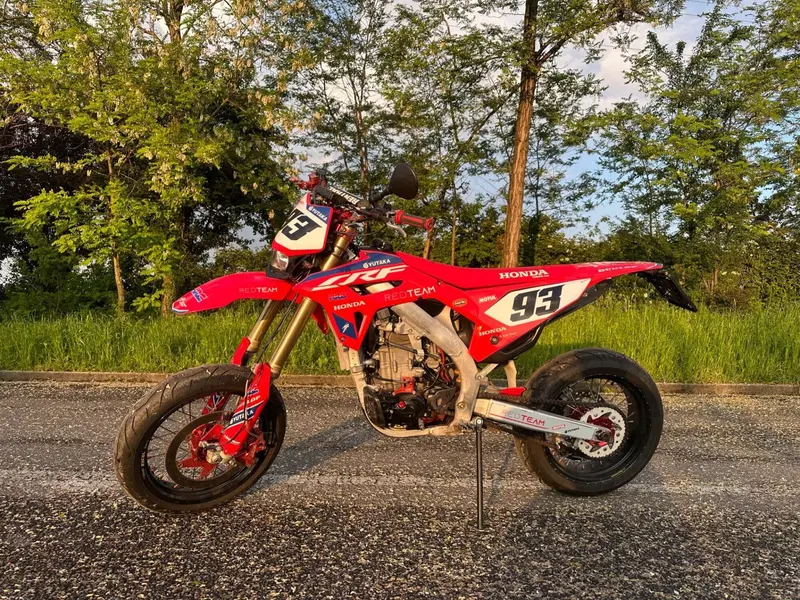 Honda CRF 450R (2005)