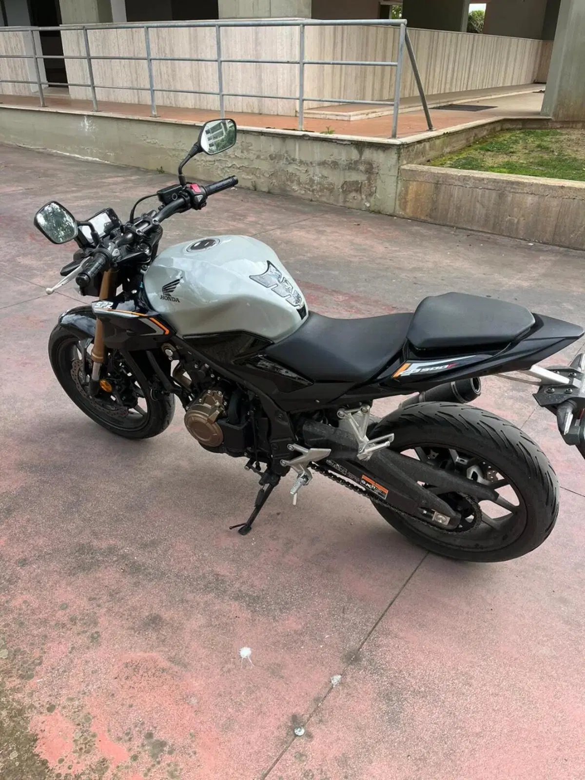 Honda CB 500 F (2022 - 23) (3)