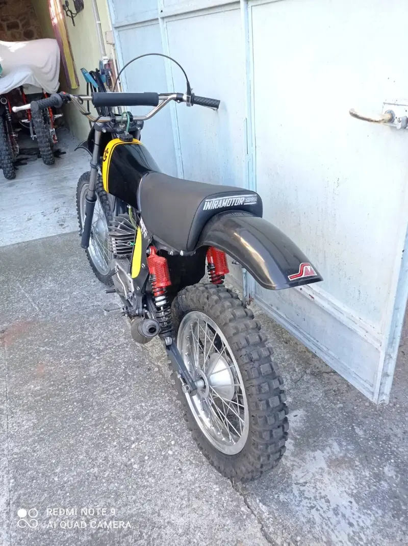 Intramotor Gloria Cross (3)