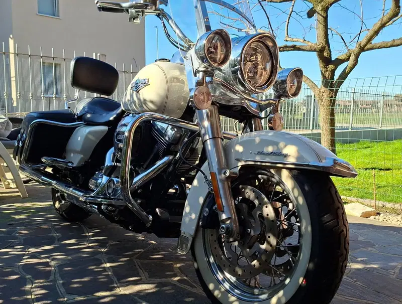 Harley-Davidson 103 Road King Classic (2014 - 16) - FLHRC