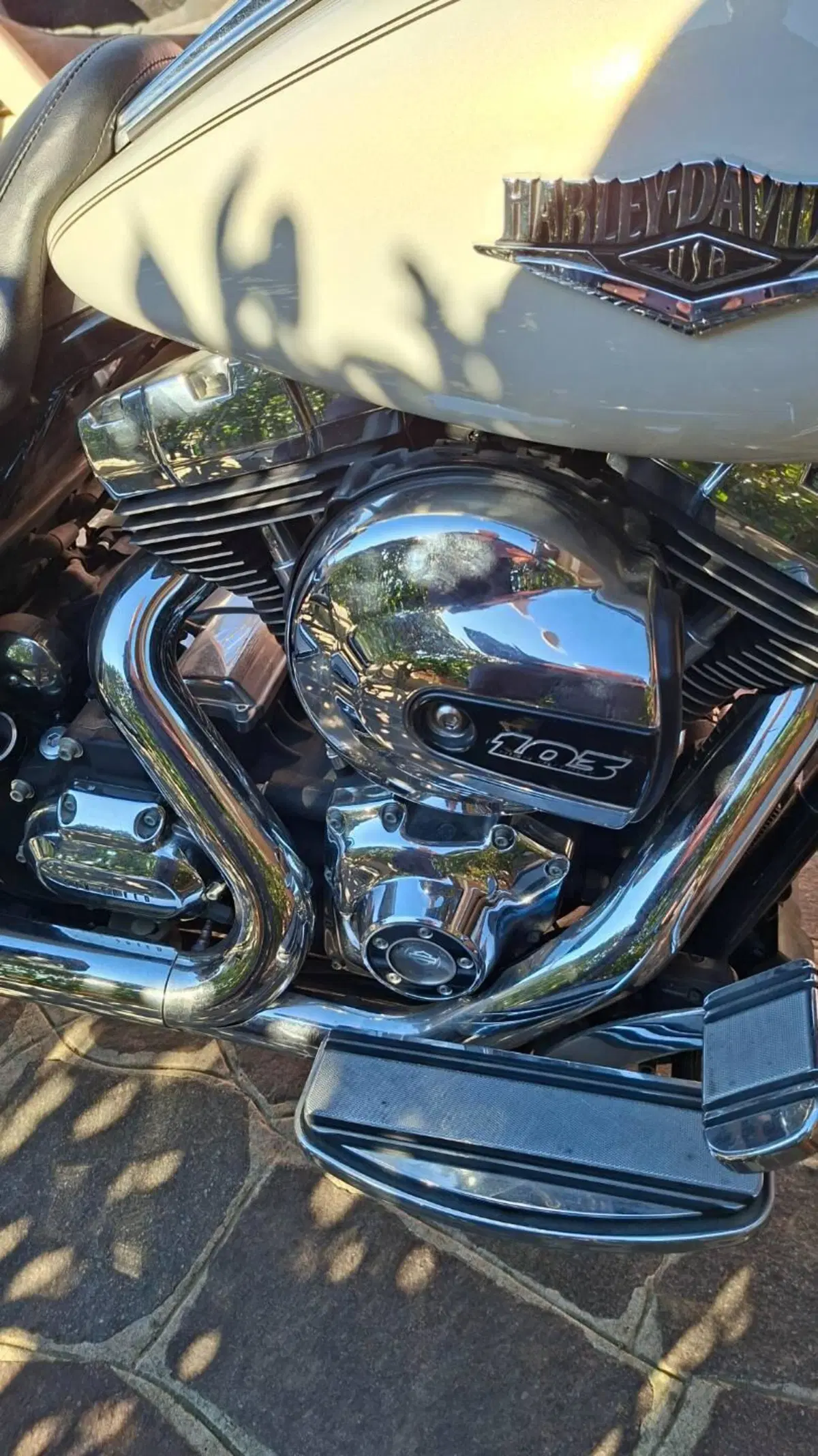 Harley-Davidson 103 Road King Classic (2014 - 16) - FLHRC (4)