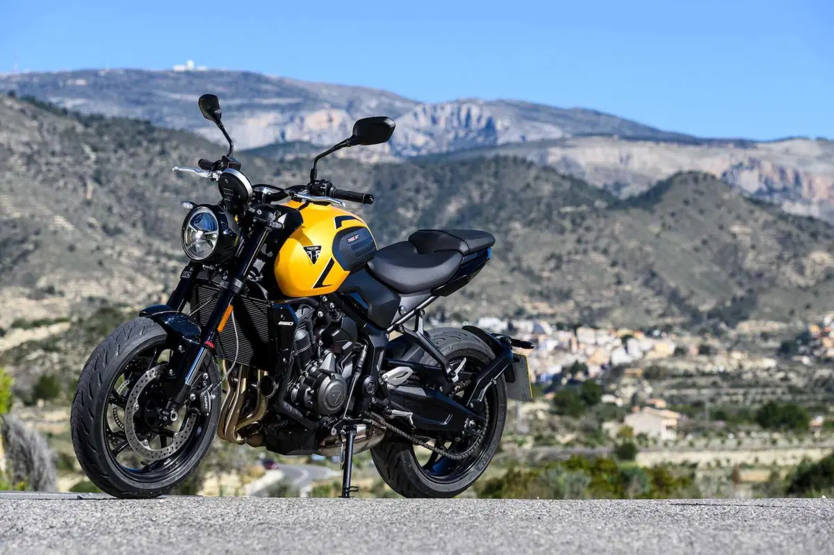 Triumph Trident 660: seconda giovinezza