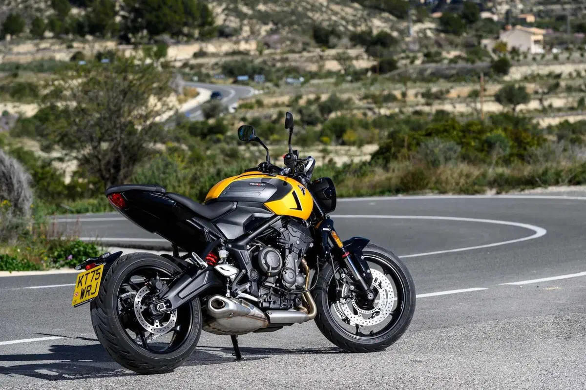 Triumph Trident 660: seconda giovinezza (3)