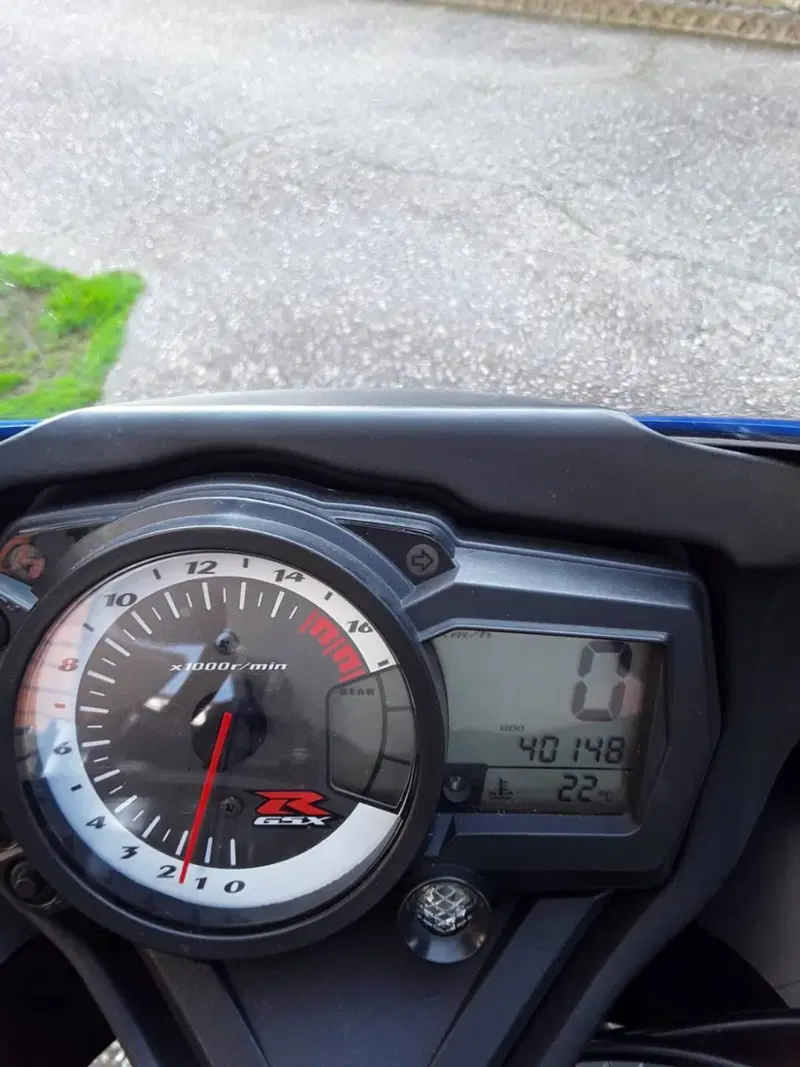 Suzuki GSX R 750 (2006 - 07) (3)