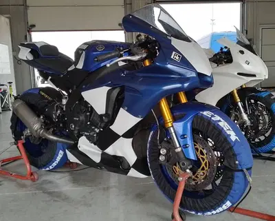 Yamaha YZF R1 (2017 - 19) usata