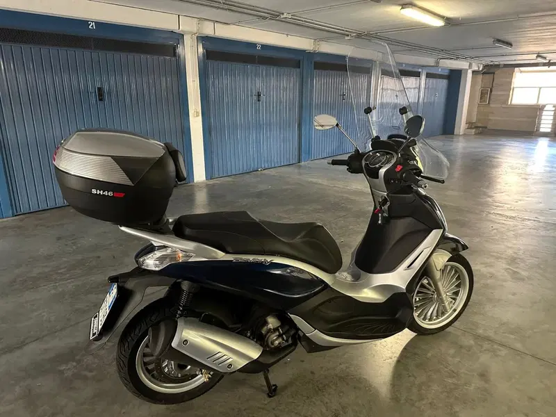 Piaggio Beverly 300 S i.e. ABS-ASR (2016 - 20) (3)