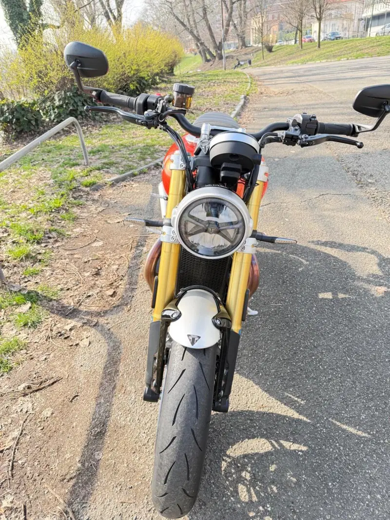 Triumph Speed Twin 1200 RS (2025 - 26) (4)