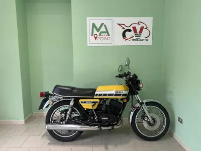 Yamaha RD 400 usata
