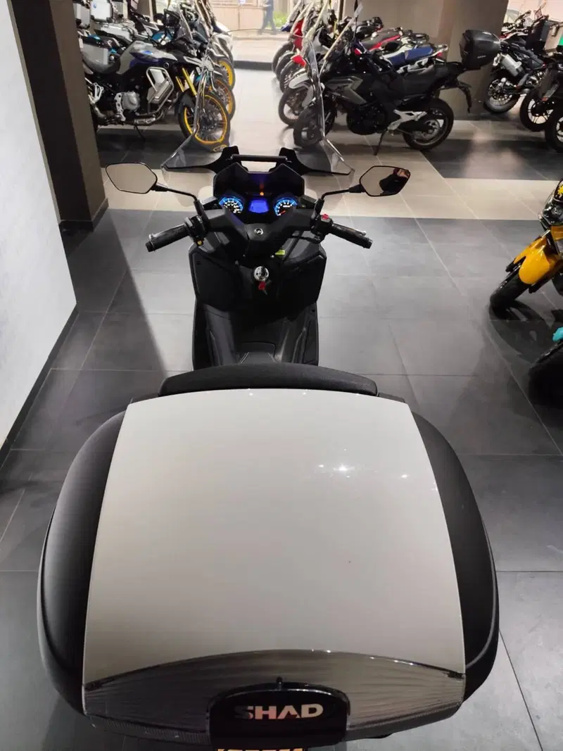 Sym Joymax 300 Z+ (2021 - 24) (7)