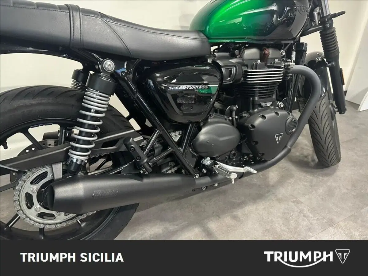 Triumph Speed Twin 900 Stealth Edition (2024) (10)