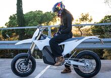 Sarah Lezito entra nella famiglia SENA, l'interfono diventa parte attiva dello stunt riding