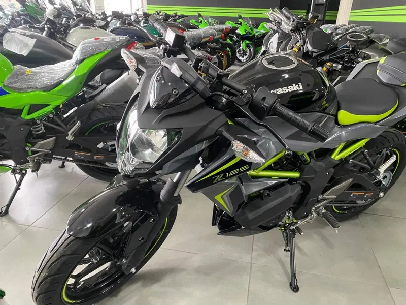Kawasaki Z 125 (2025 - 26) (2)
