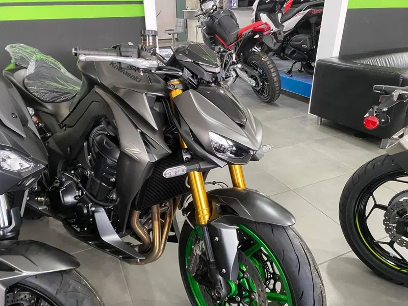 Kawasaki Z 1100 SE (2026) (6)