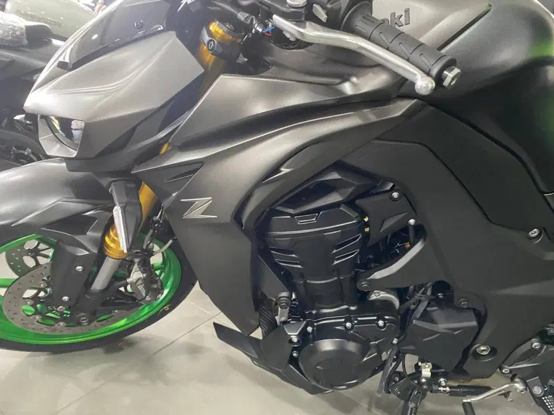 Kawasaki Z 1100 SE (2026) (7)