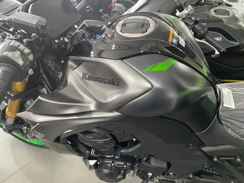 Kawasaki Z 1100 SE (2026) (10)