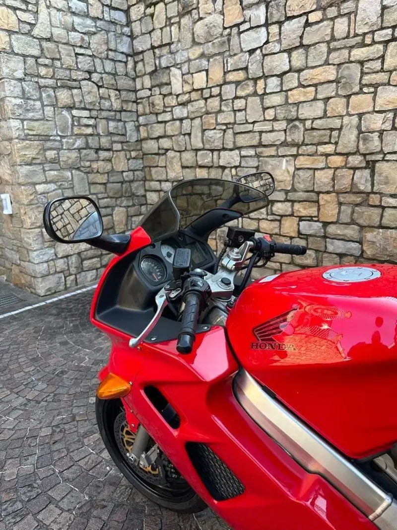 Honda VFR 800 (10)