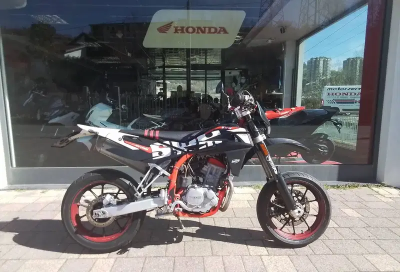 Swm SM 125 R (2017 - 20) (3)