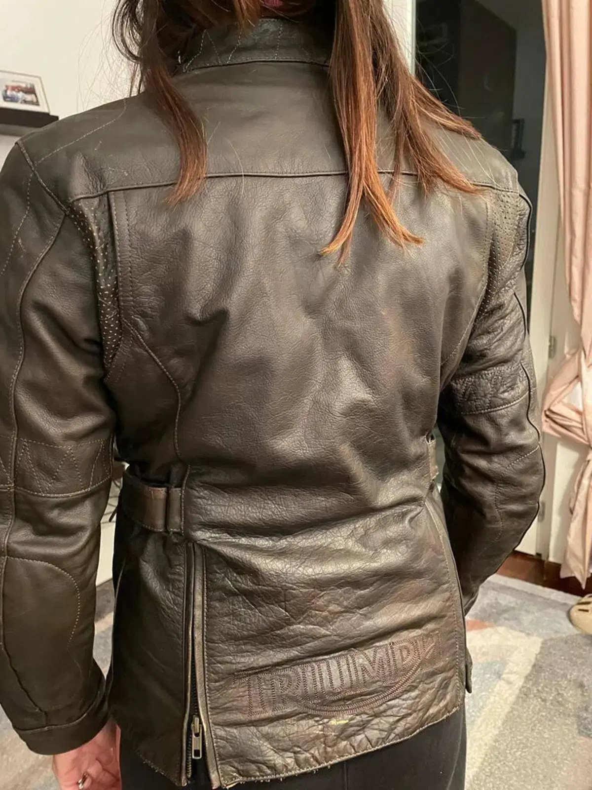 Giubbino in pelle donna originale Triumph – taglia (8)