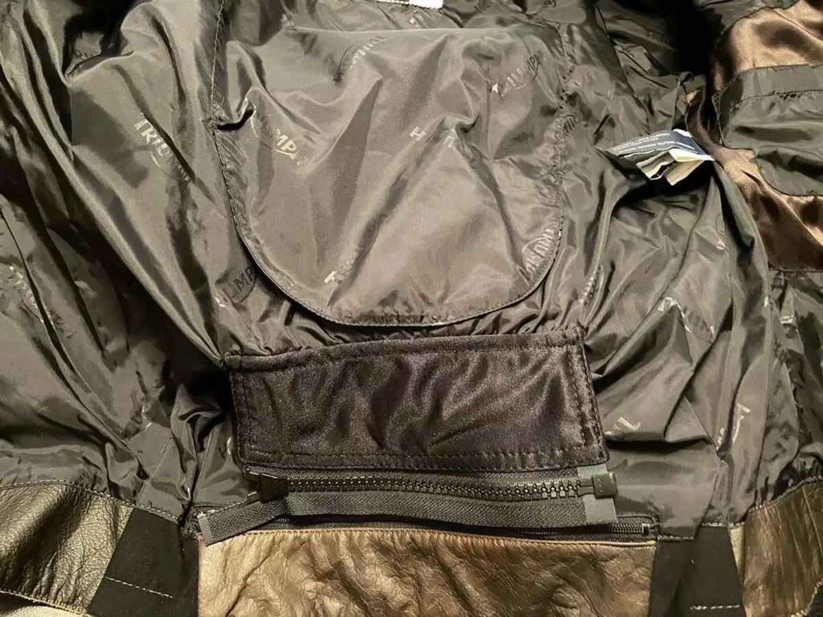 Giubbino in pelle donna originale Triumph – taglia (13)