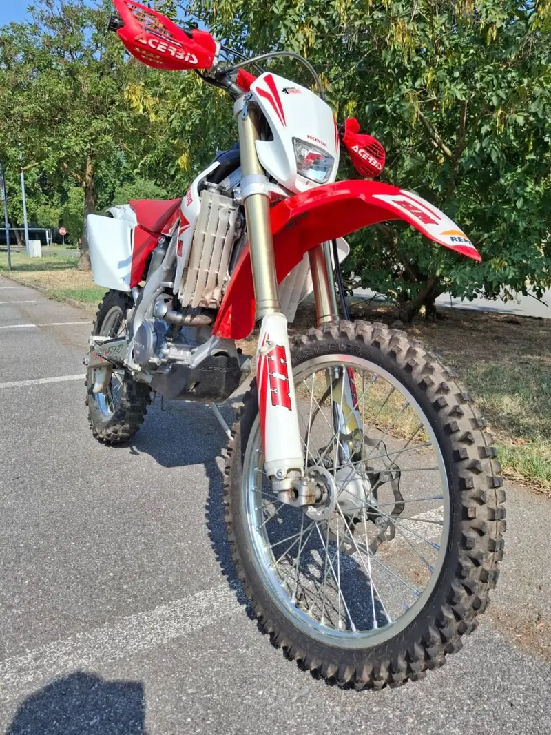 HM CRE F 300 X (2012) (4)