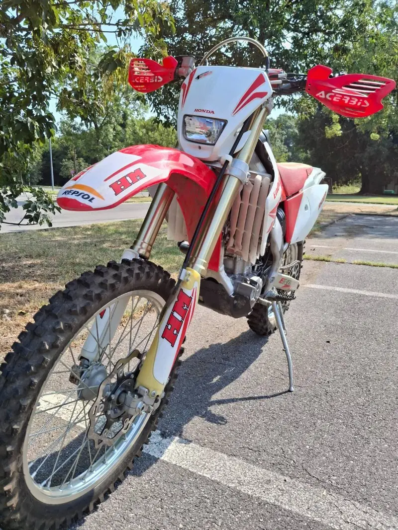 HM CRE F 300 X (2012) (7)