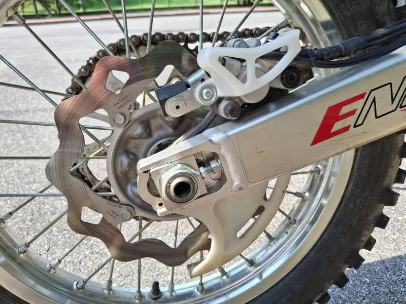 HM CRE F 300 X (2012) (10)